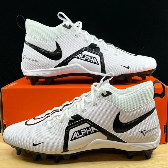 Mens Nike Alpha Menace Varsity 3 Shark Football Cleat Size 10.5 (CV0586-100) - Picture 1 of 10